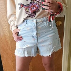 [Size 15 Standard] Celebrity Pink Floral Denim Shorts High Rise
